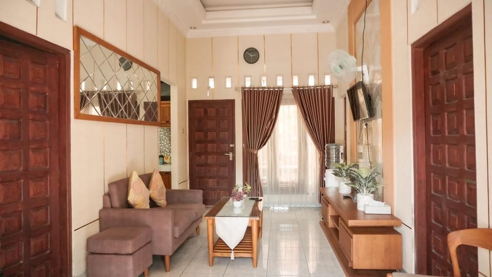 D'Unique Homestay Villa in Special Region of Yogyakarta