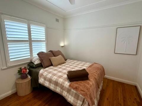 Pacific Bungalow House in Swansea