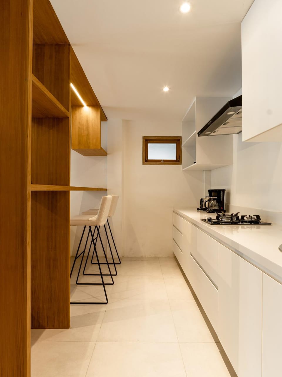 Dining area, kitchen