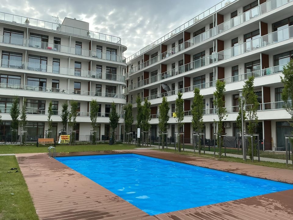 Apartament Lazurowy 36E z basenem i klimatyzacją by Holiday Park & Apartments, Ku Morzu Apartment in West Pomeranian Voivodeship, Poland