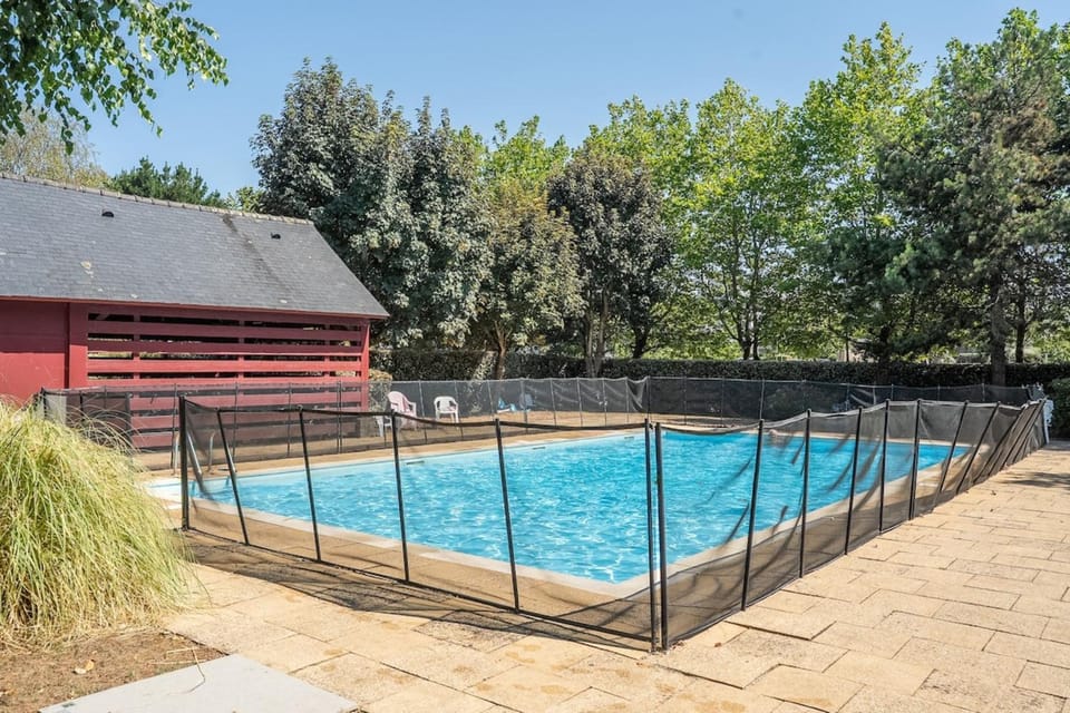 Grand Appartement Familial Vue Port avec Piscine Apartment in Arzon
