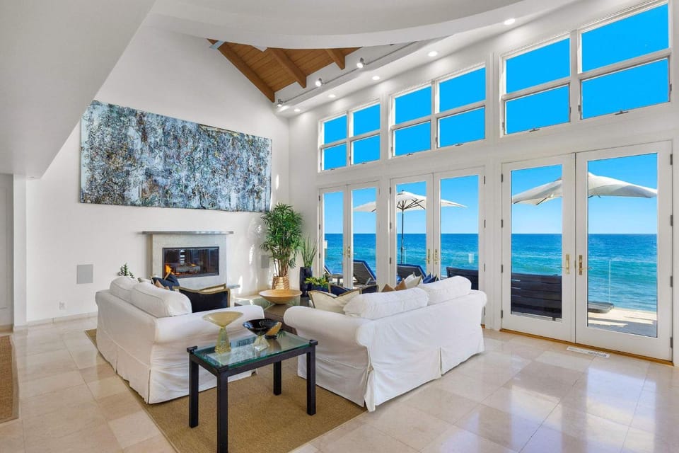 Elysium by Stay Awhile Villas House in Malibu