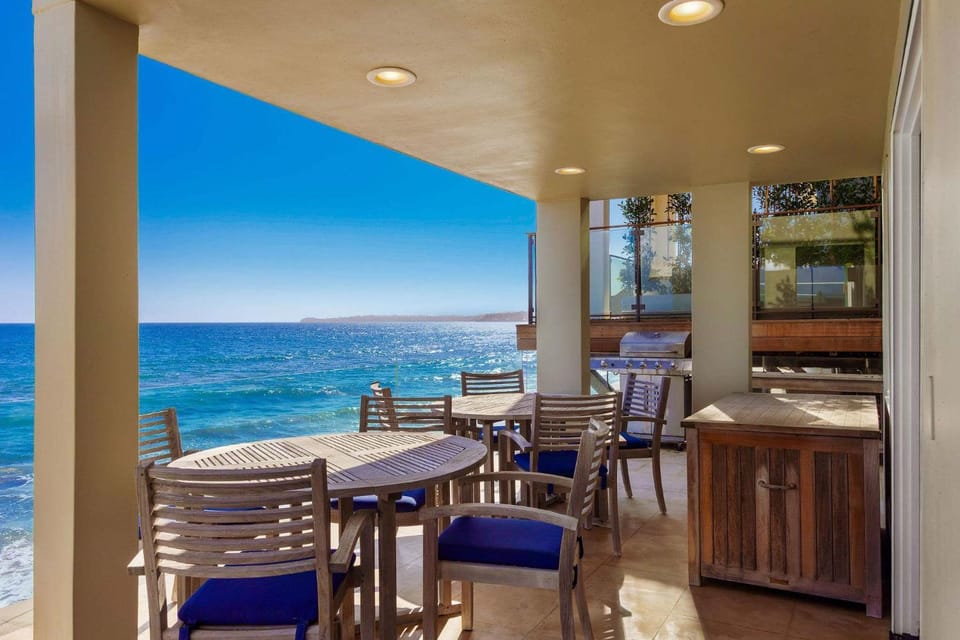 Elysium by Stay Awhile Villas House in Malibu
