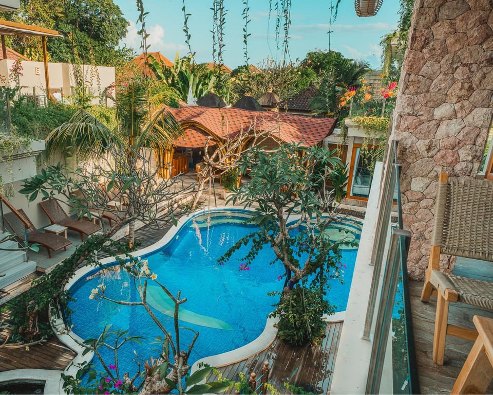 Property building, Swimming pool