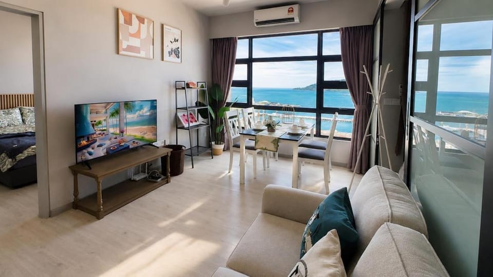 Seating area, Dining area, Sea view