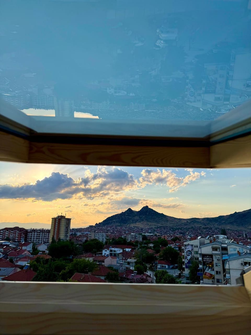 Day, Natural landscape, View (from property/room), City view, Mountain view