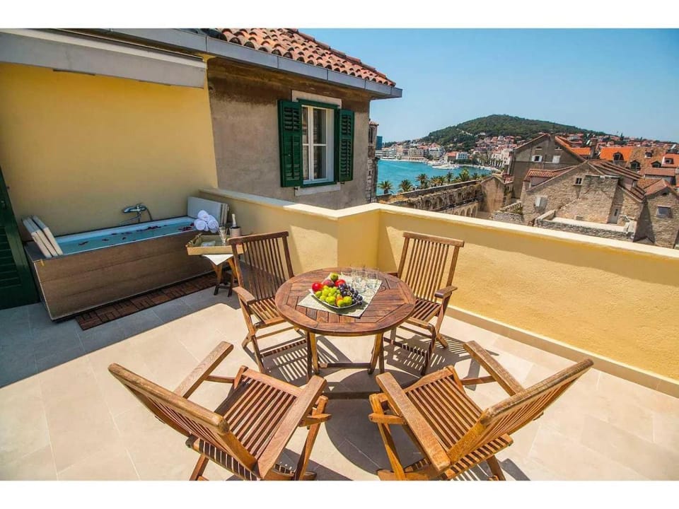 Balcony/Terrace, Balcony/Terrace