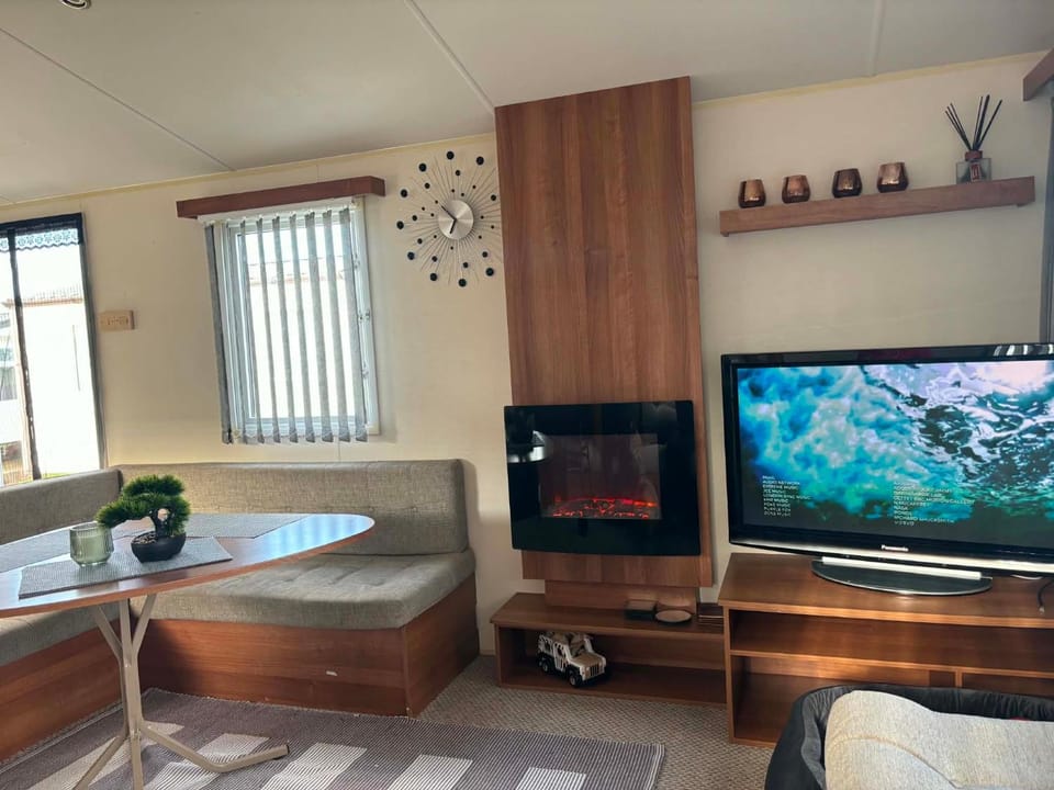 Luxury Family Caravan St Osyth Beach Clacton on Sea Campground/ 
RV Resort in Tendring District