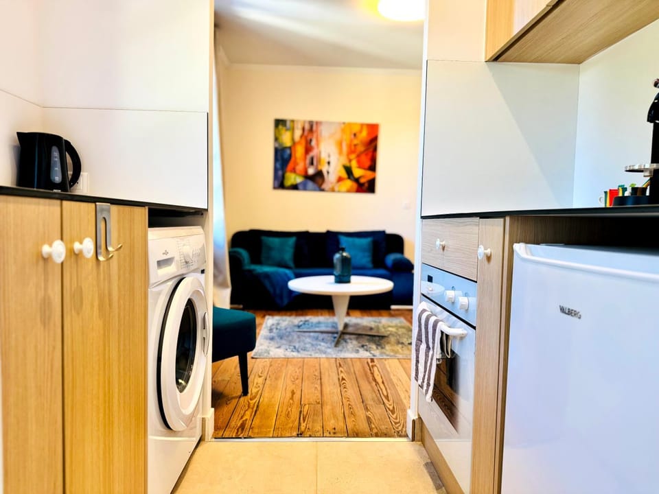 Living room, kitchen