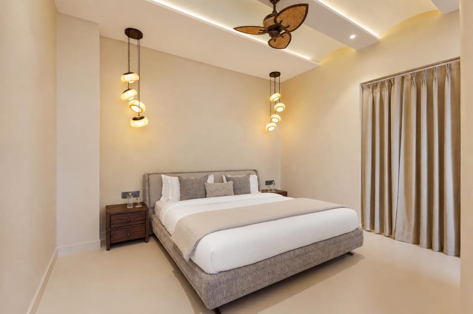 ELIVAAS Prive Heaven Farm Pet-friendly 6-BHK Manor With Private Pool, Gazebo, Indoor Bar, Jacuzzis & Garden Villa in Haryana
