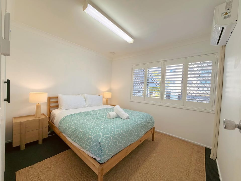 Japanese Zen Retreat with Tatami, Projector - Free Parking Villa in Brisbane