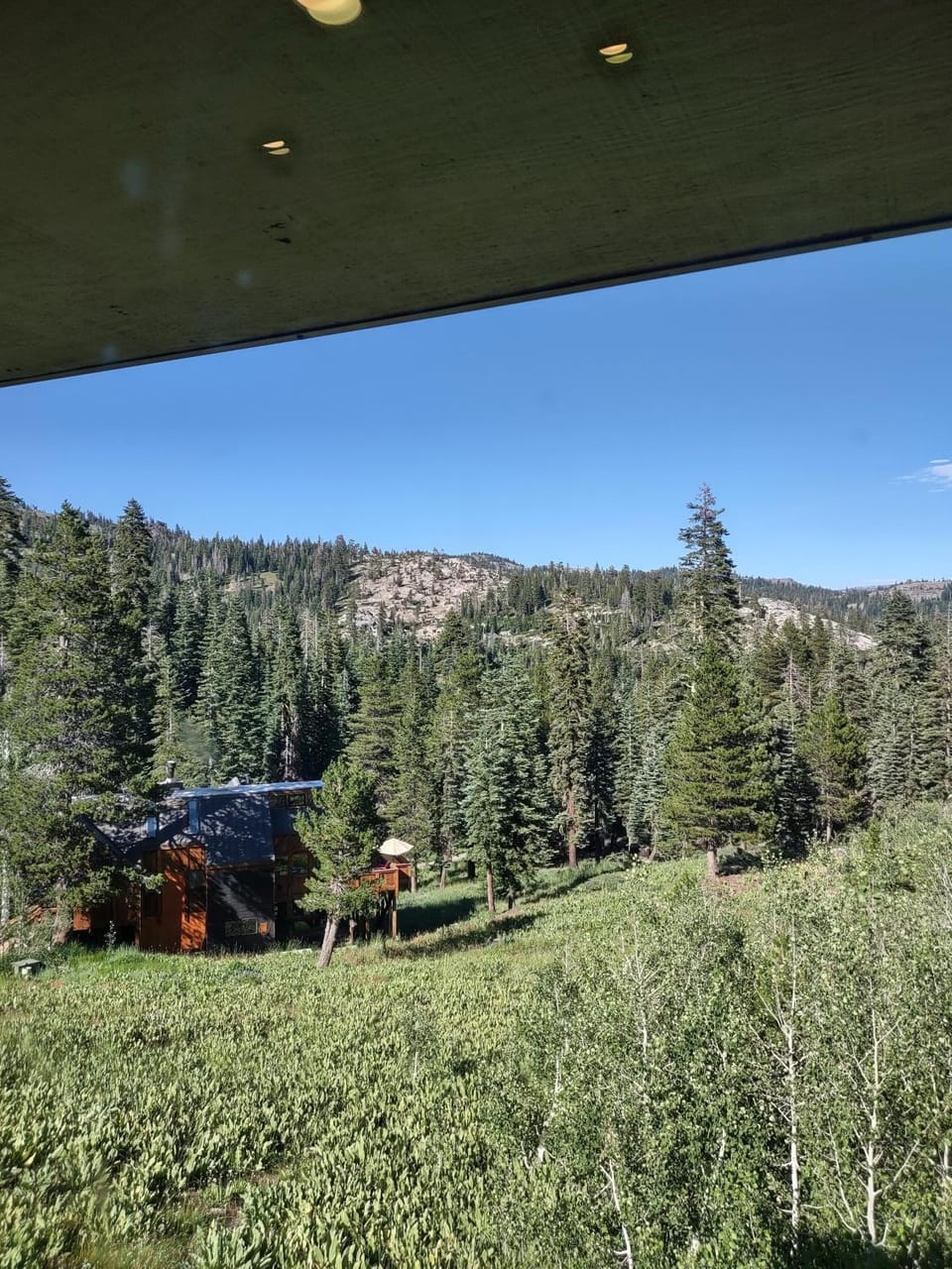 Unique & Open Cabin with Atrium VH 125 apts Cabin in Bear Valley
