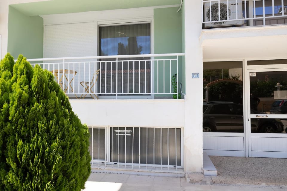 Property building, Balcony/Terrace
