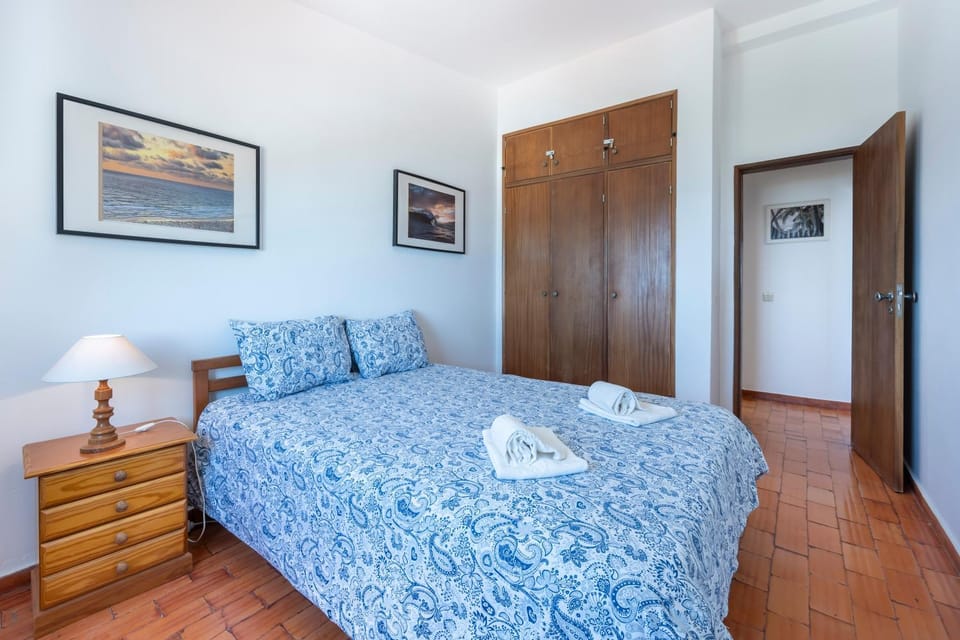 Incredible View T1 Salema 47 Apartment in Faro District