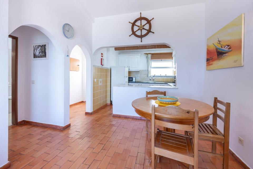 Incredible View T1 Salema 47 Apartment in Faro District