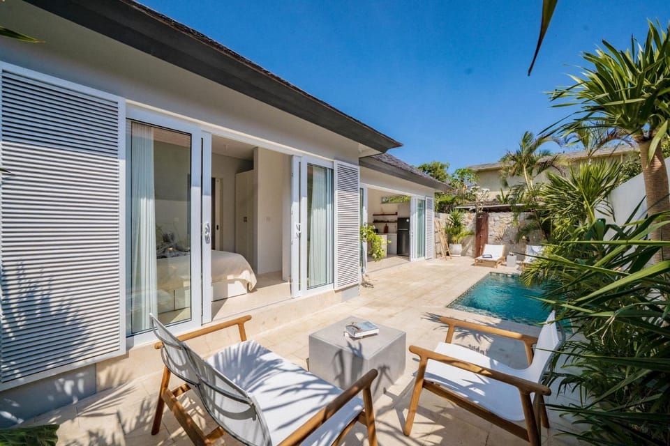 Property building, Patio, Day, View (from property/room), Seating area, sunbed