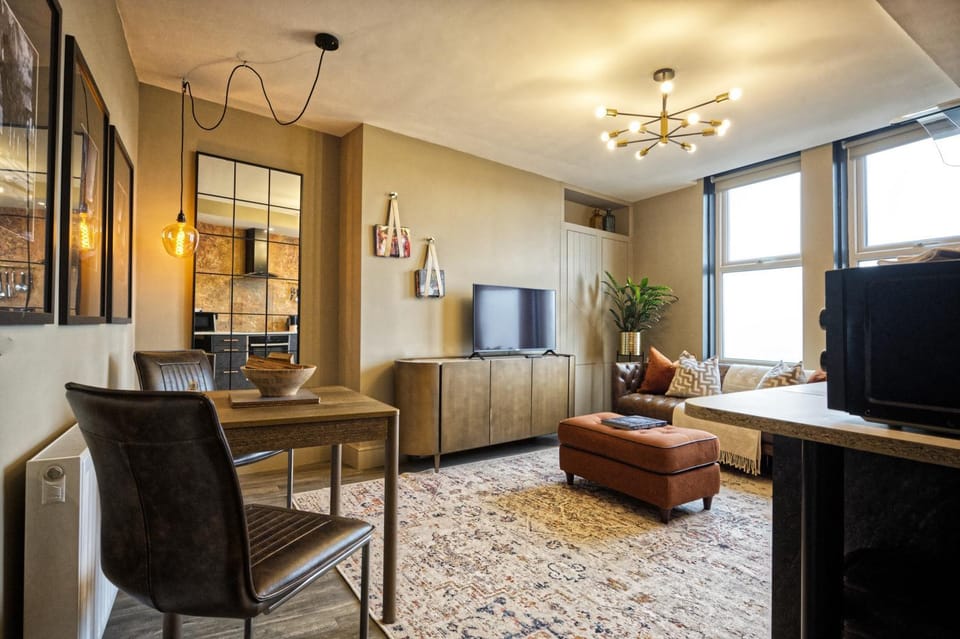 Autumn Suite Apartment in Darlington