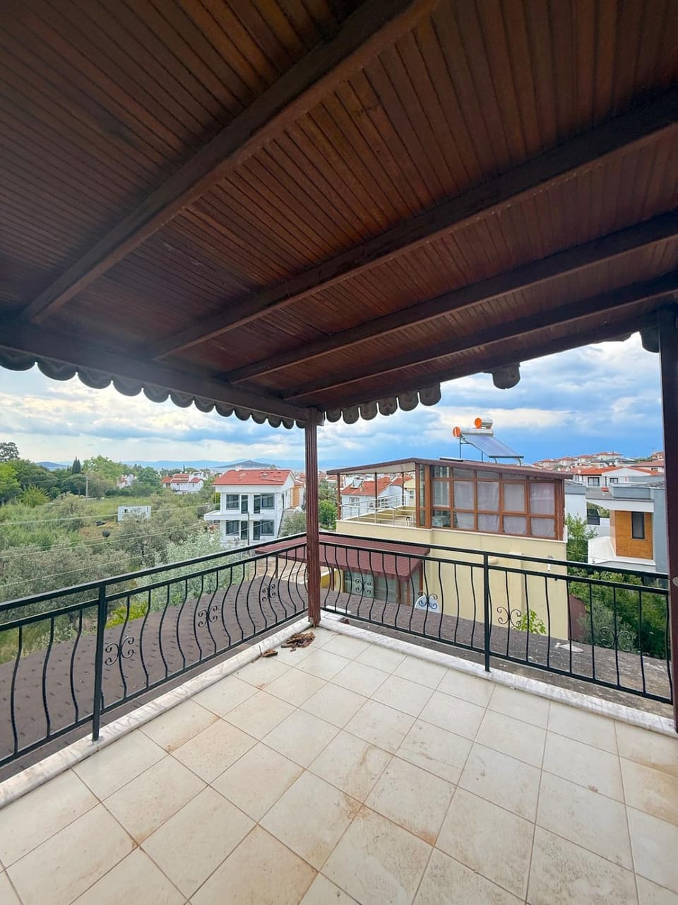 Sea View Terrace House w Garden Near Cunda Island Villa in İzmir Province