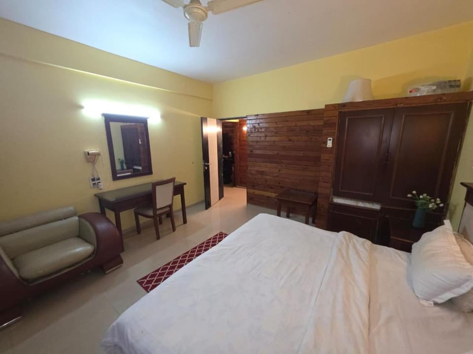 Bed, Bedroom, hair dresser, wardrobe