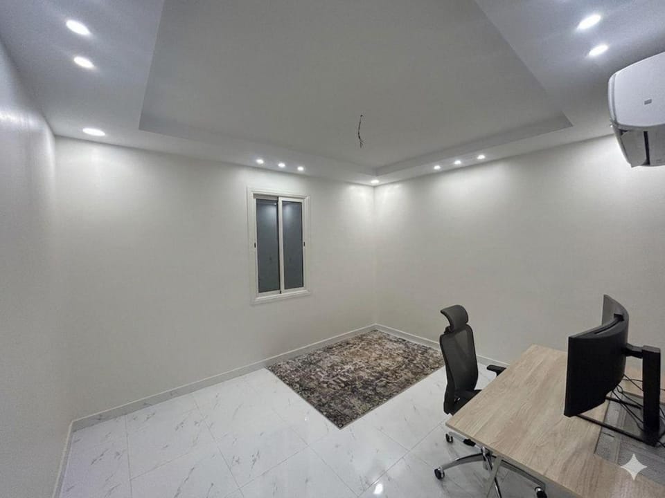 Spacious 4-bedroom apartment in Madinah with AC Apartment in Medina