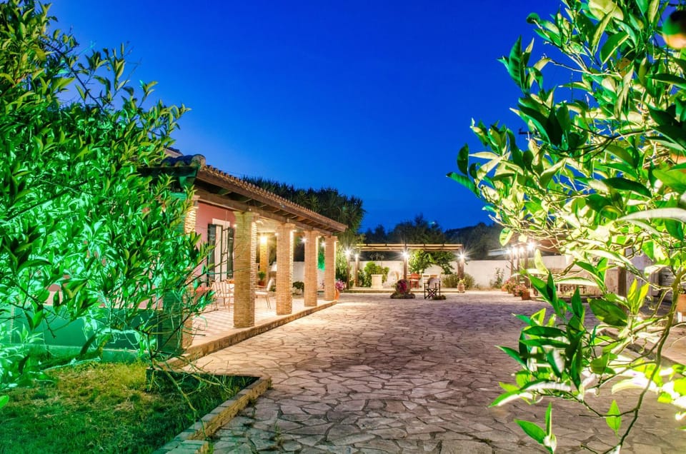 Garden, Balcony/Terrace