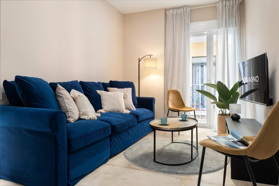TV and multimedia, Balcony/Terrace, Living room