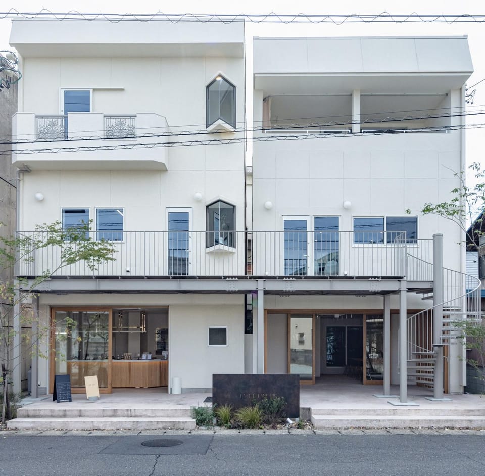 Property building, Day