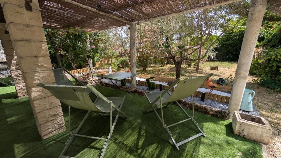 Maison Cévenole, terasse et jardin House in Occitanie