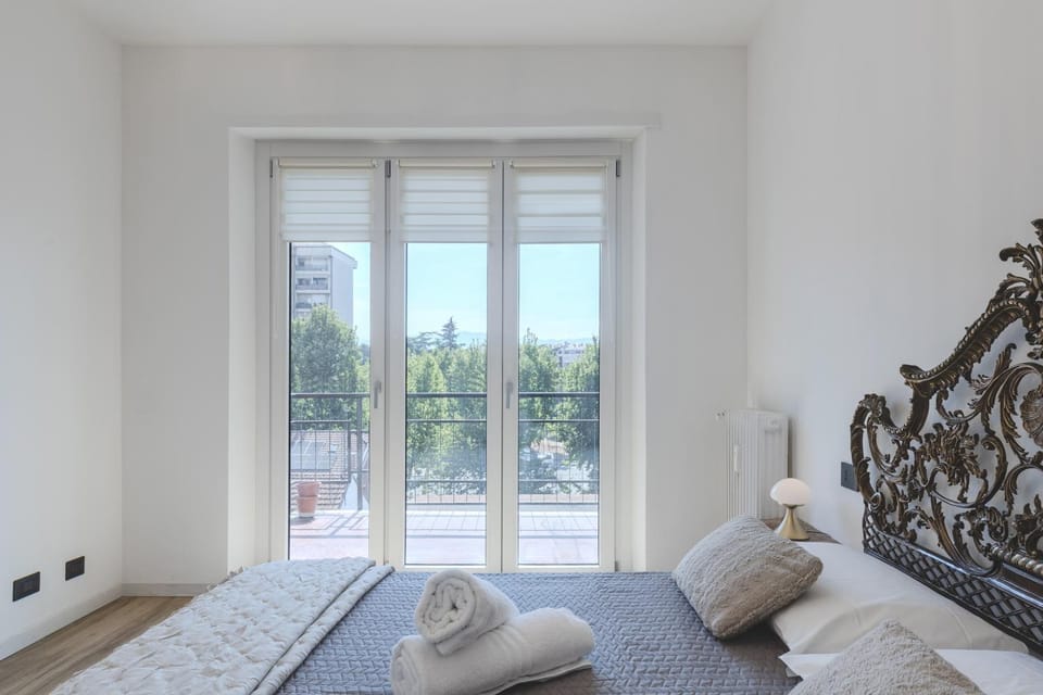 Allason Premium Skyline Apartment in Turin