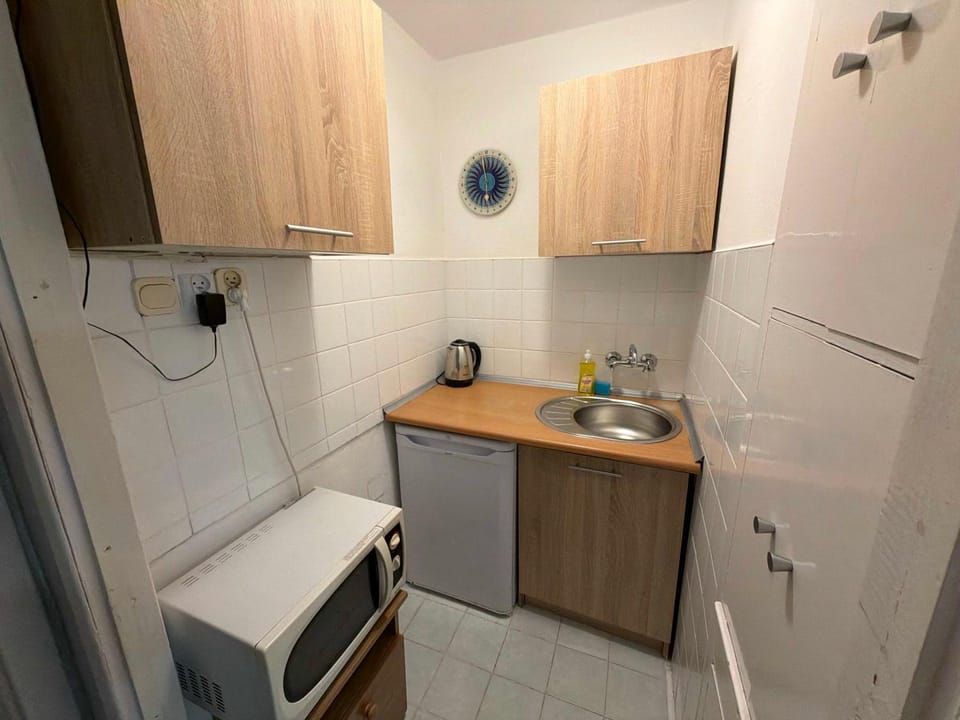 Fantastic-Inn Warszawa - Z13 Pokój F Apartment in Warsaw