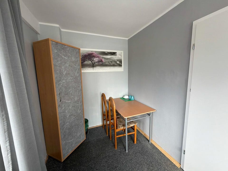 Fantastic-Inn Warszawa - Z13 Pokój F Apartment in Warsaw
