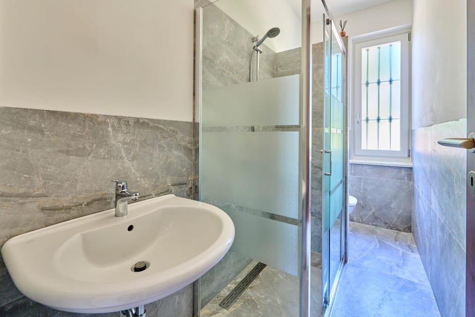 Shower, Bathroom, Bath
