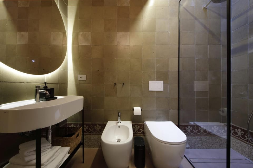 Shower, Toilet, Bathroom, bidet