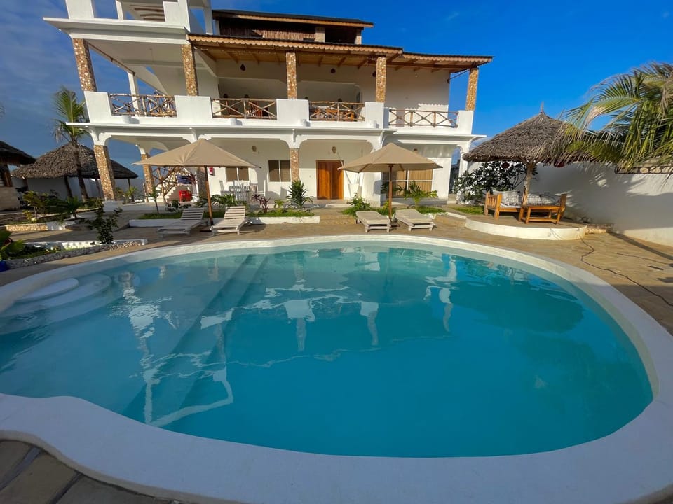 Ocean view Bed and Breakfast in Kenya