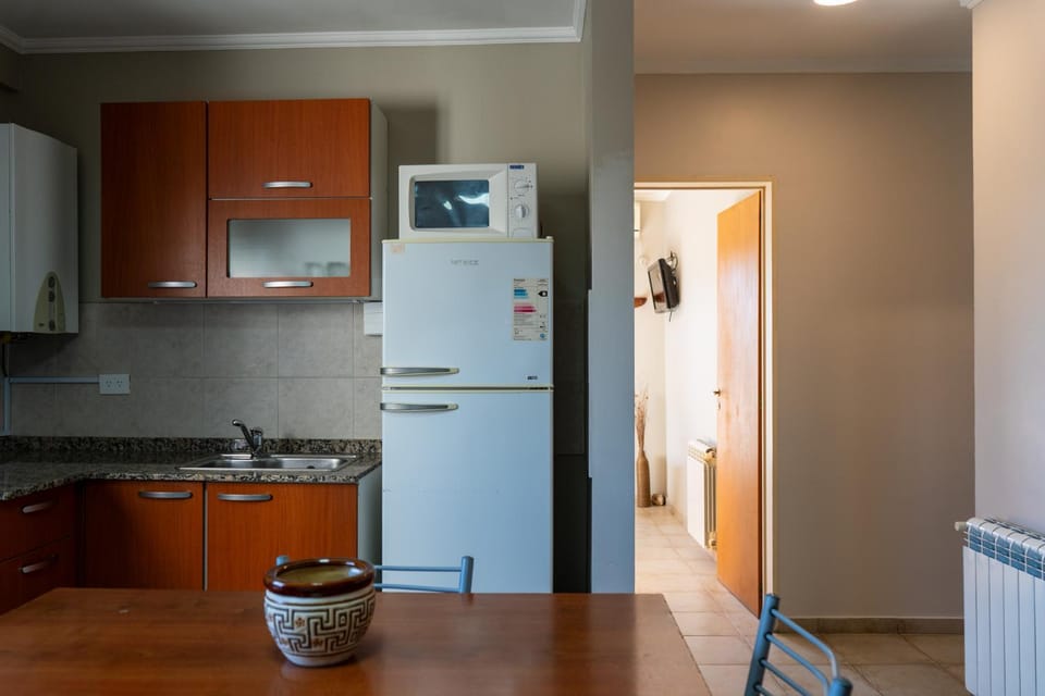 Kitchen or kitchenette, oven