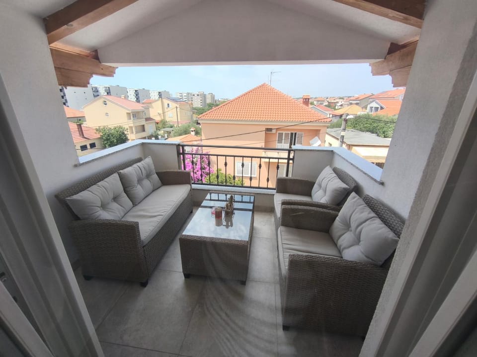 Apartman-Zara p Apartment in Zadar