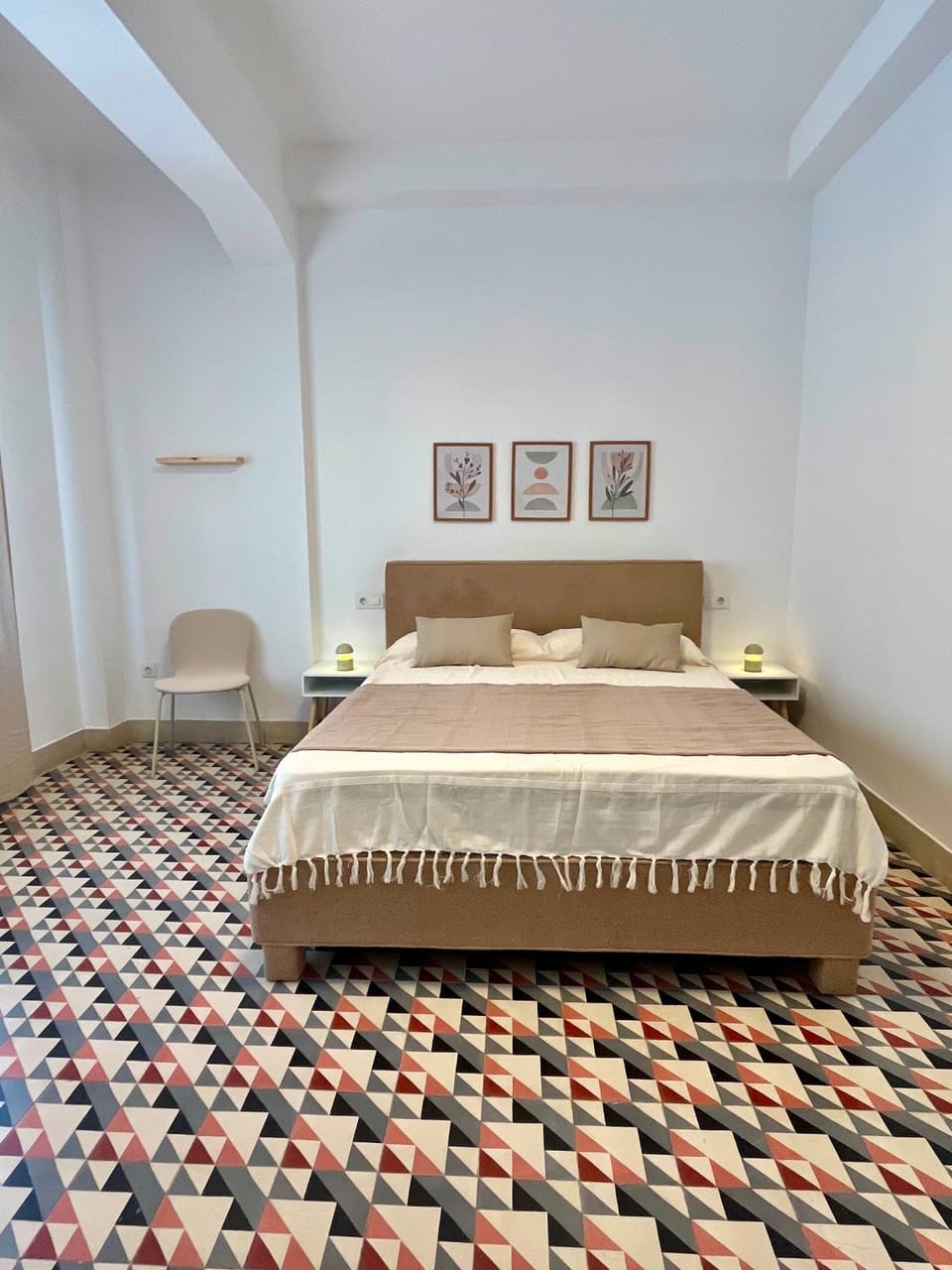 Bed, Living room, Bedroom