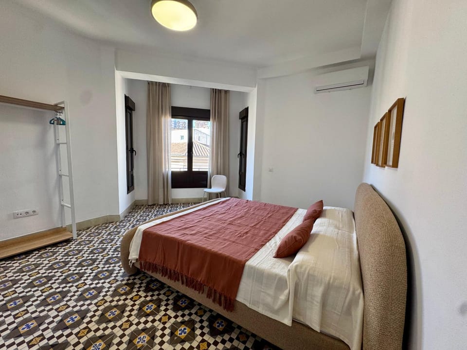 Bed, Photo of the whole room, Bedroom, towels, wardrobe, air conditioner