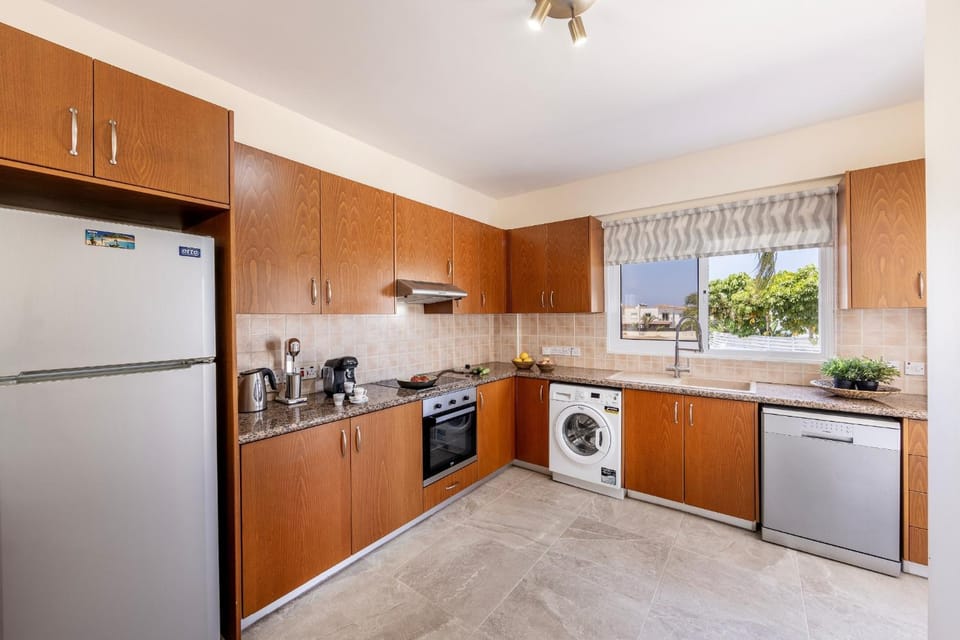 Villa Chrystalla House in Paralimni