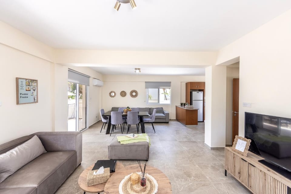 Villa Chrystalla House in Paralimni