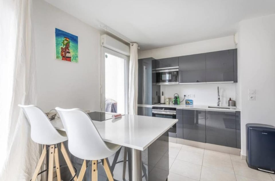 Superbe Duplex avec Terrasse - 14CHAN2 Apartment in Marseille