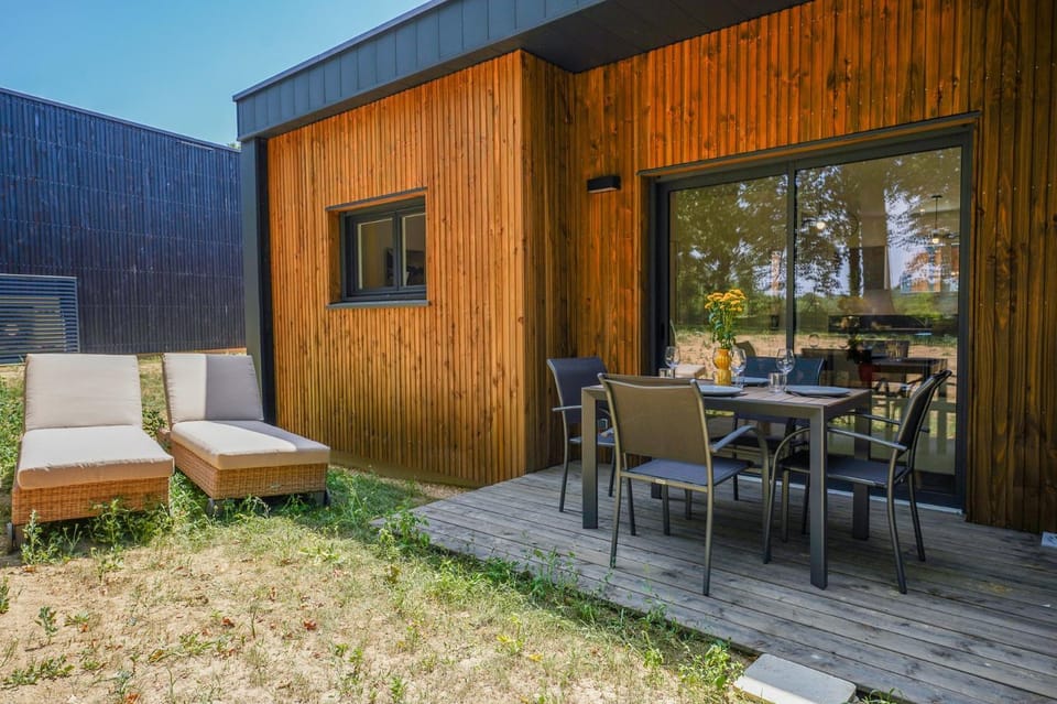 Cottage 51 - Golf et piscine - 2 personnes House in Pays de la Loire