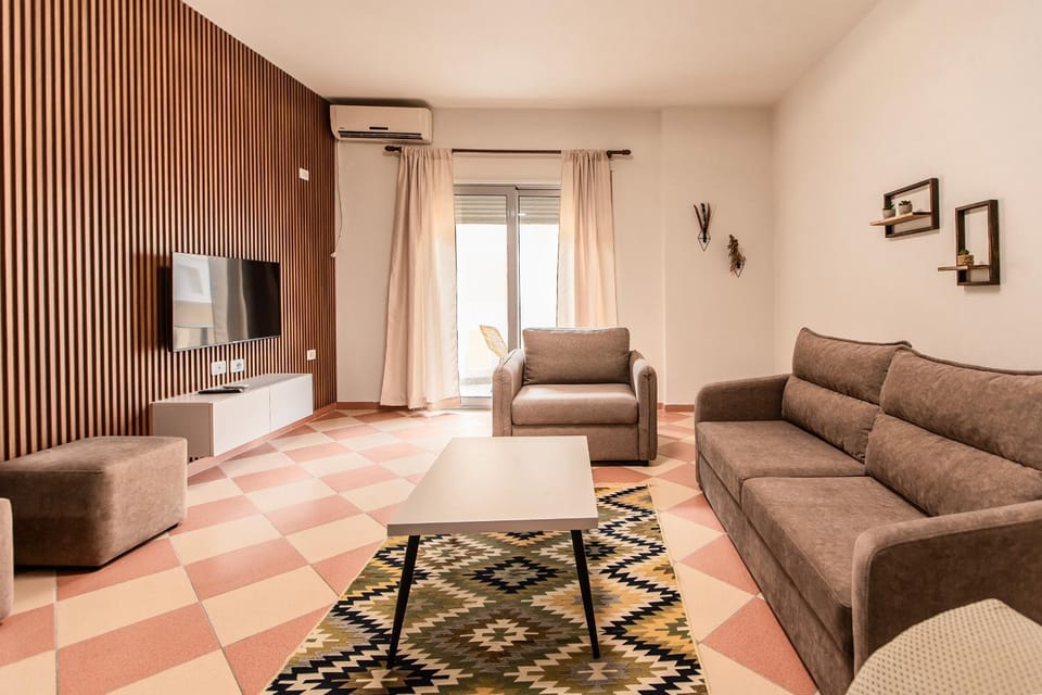 TV and multimedia, Living room, Seating area
