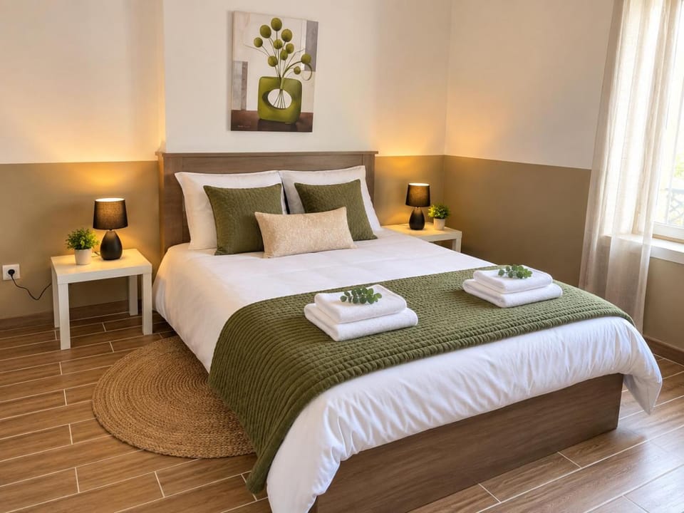 Bed, Photo of the whole room, Bedroom