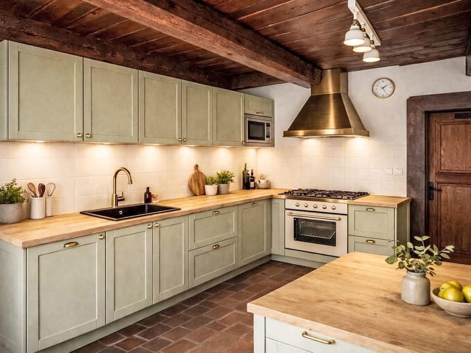 Kitchen or kitchenette