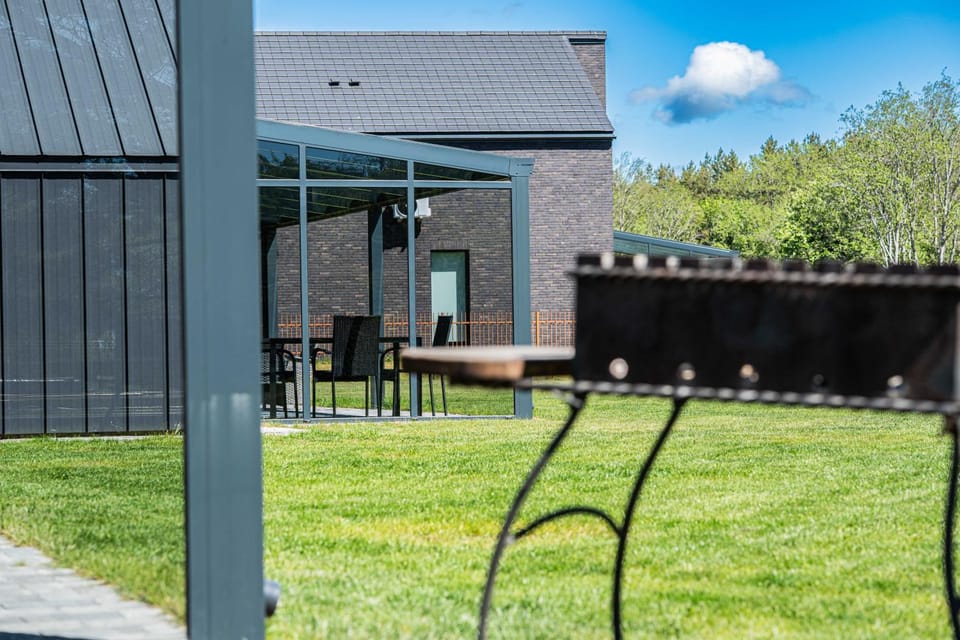 BBQ facilities, Garden