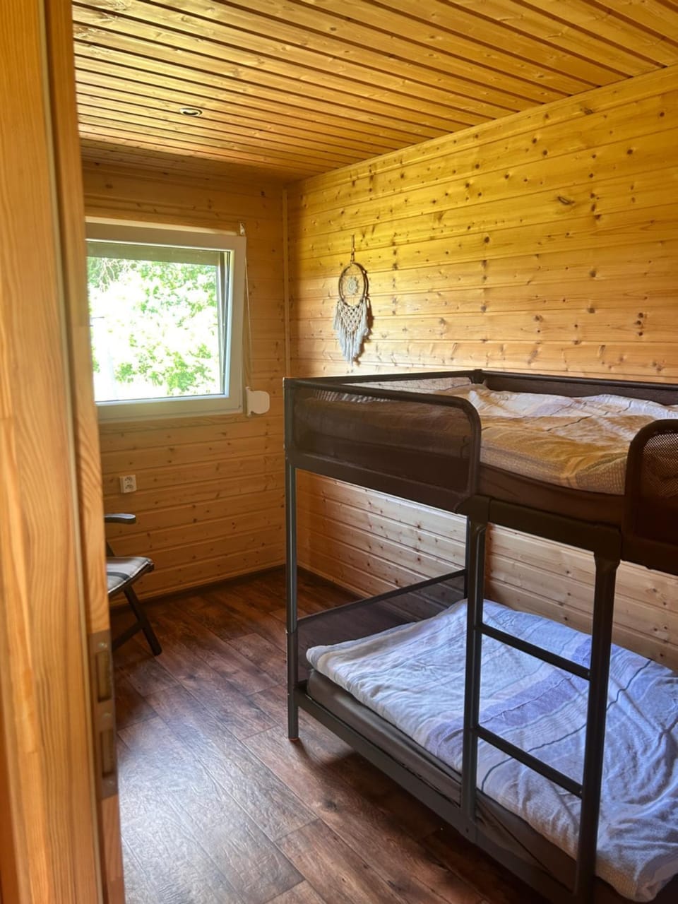 Bed, Photo of the whole room, Bedroom, bunk bed