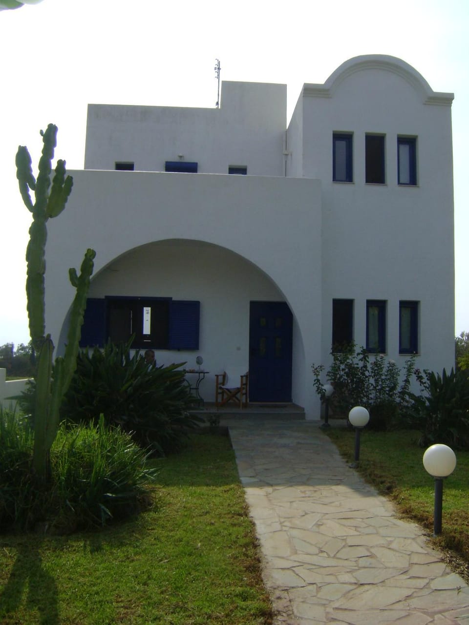 Facade/entrance, Garden