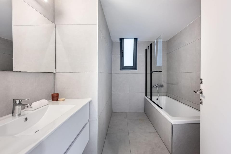 Shower, Bathroom, Bath