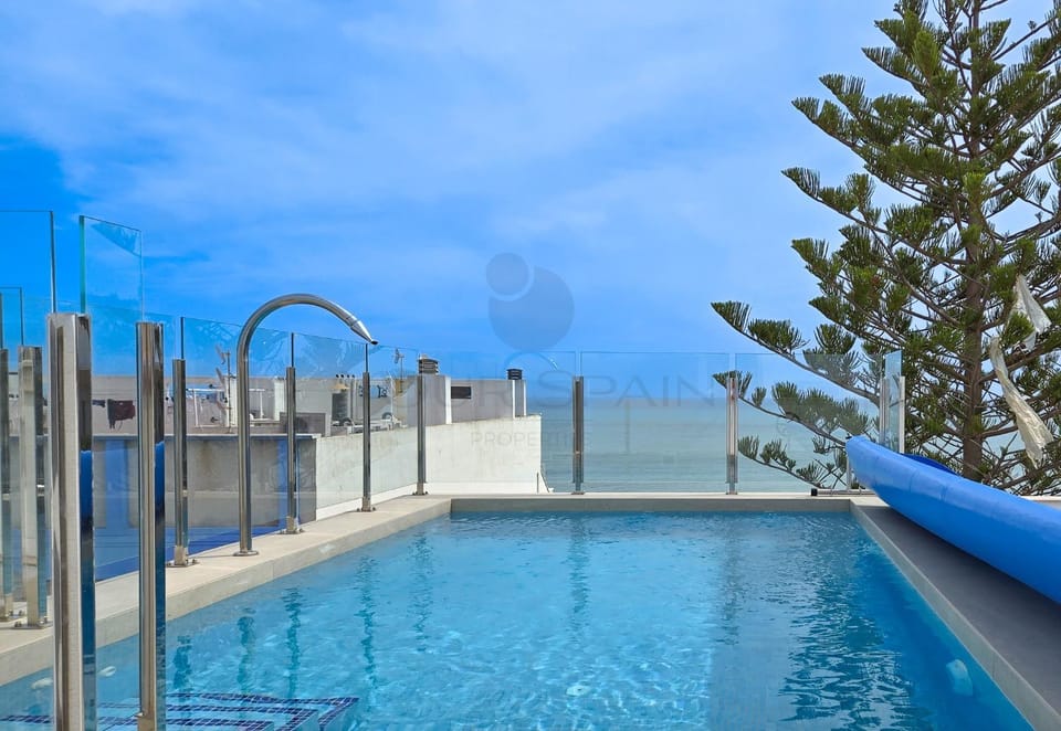 Pool view, Sea view, Swimming pool